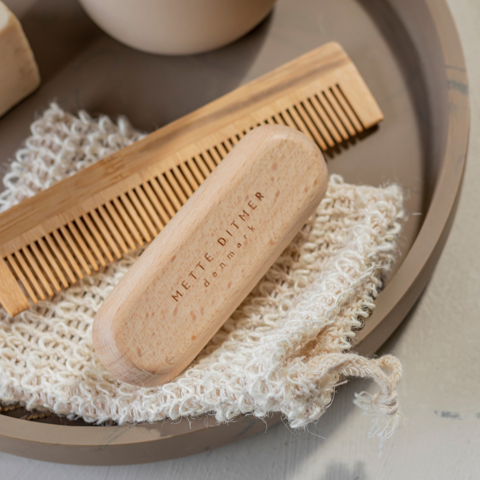Nail Brush Clean